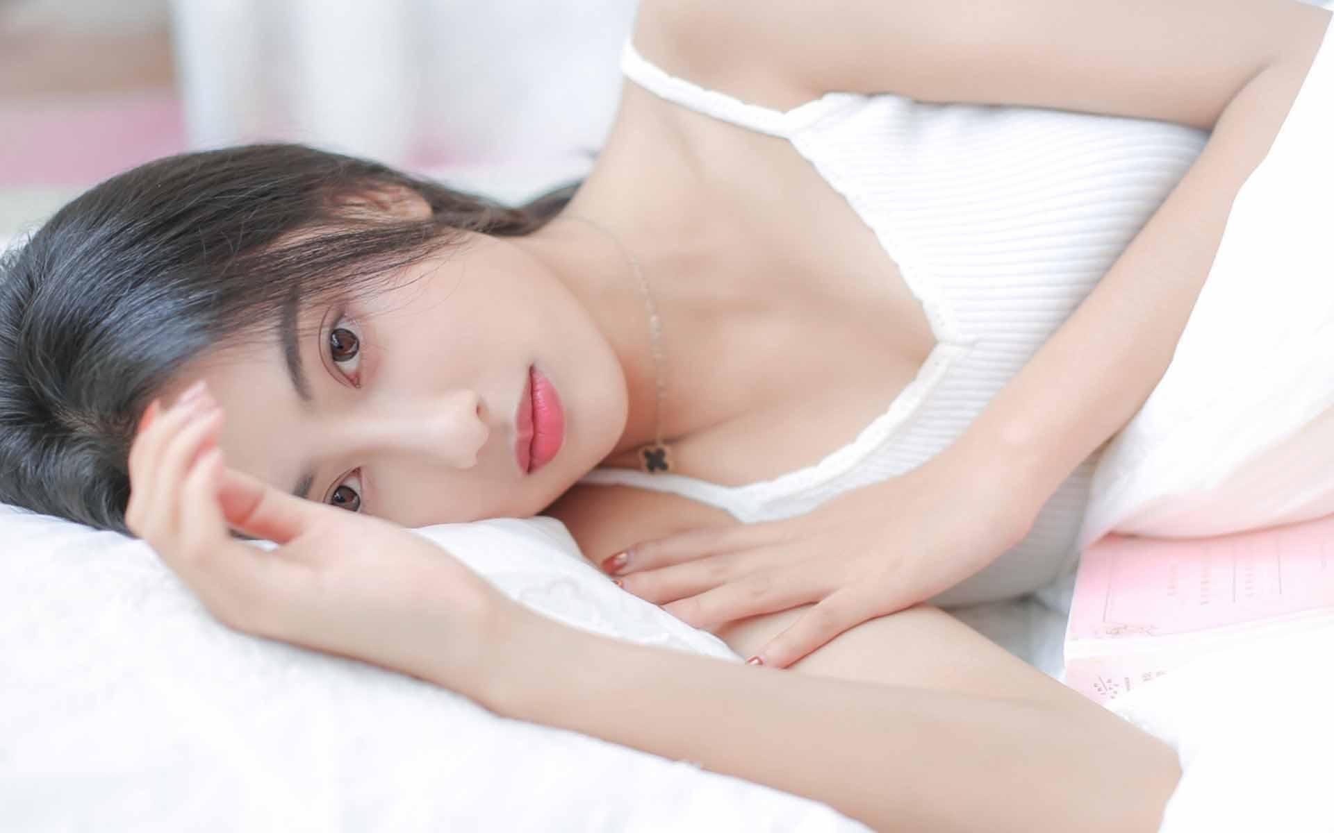 《加班到十点的人》封面